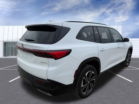 Used 2025 Buick Enclave Sport Touring image 3