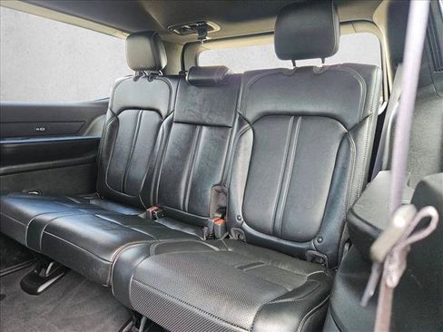 Used 2025 Jeep Wagoneer Series II RWD image 10