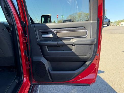 Used 2024 RAM 2500 Big Horn w/ Night Edition image 34