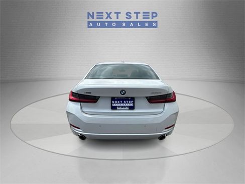 Used 2024 BMW 330i xDrive Sedan w/ Convenience Package image 7