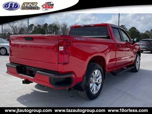 Used 2020 Chevrolet Silverado 1500 Custom w/ Custom Value Package AWD/4WD image 7
