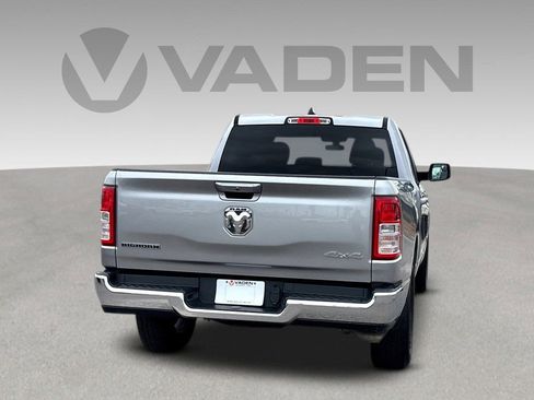 Used 2022 RAM 1500 Big Horn AWD/4WD image 18