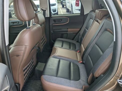 Used 2022 Ford Bronco Sport Outer Banks image 11