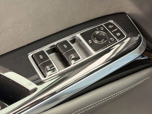 New 2026 Cadillac Escalade Luxury w/ Touring Package AWD/4WD image 21