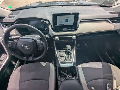 Used 2025 Toyota RAV4 XLE FWD image 2