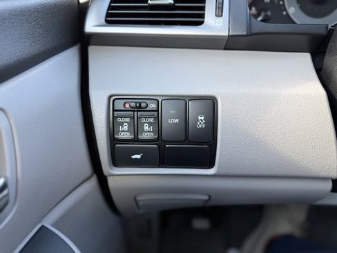 Used 2016 Honda Odyssey EX-L image 19