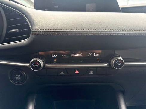 Used 2023 MAZDA MAZDA3 s FWD image 15