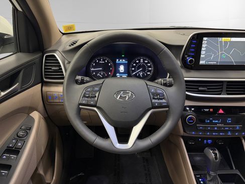 Used 2020 Hyundai Tucson Ultimate w/ Winter Weather Package AWD/4WD image 12