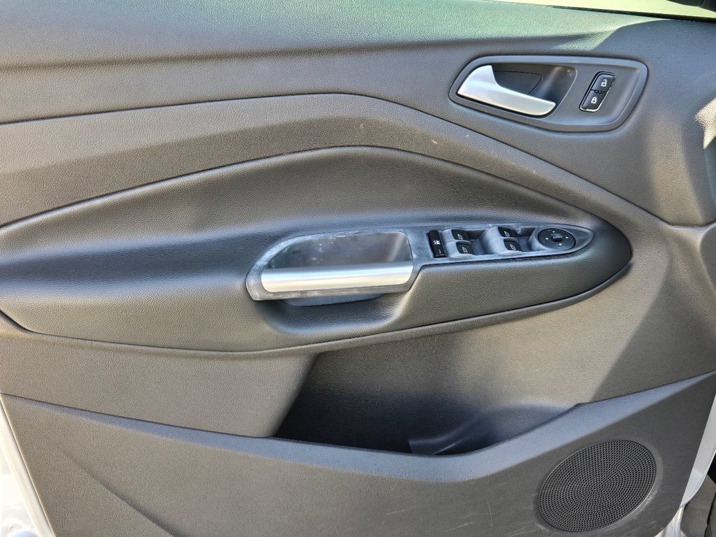 Used 2013 Ford Escape SE AWD/4WD image 15