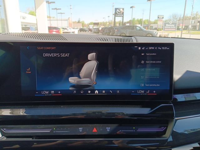 New 2025 BMW 530i xDrive w/ Premium Package AWD/4WD image 31