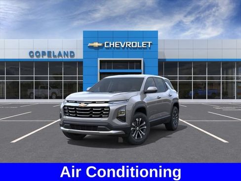 New 2027 Chevrolet Equinox LT FWD image 9