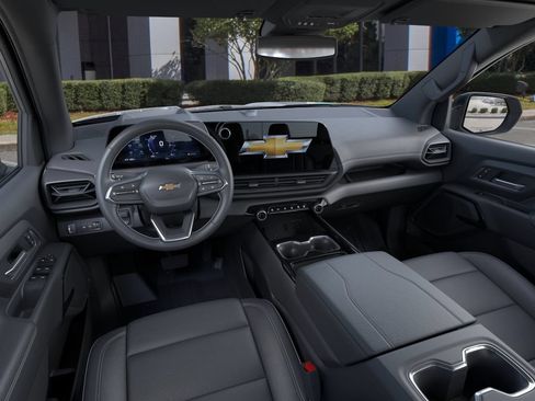 New 2026 Chevrolet Silverado EV LT AWD/4WD image 15