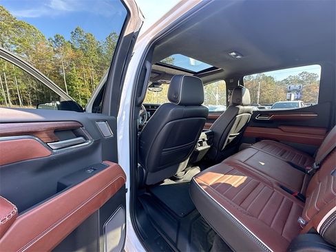 Used 2024 GMC Sierra 1500 Denali Ultimate image 17