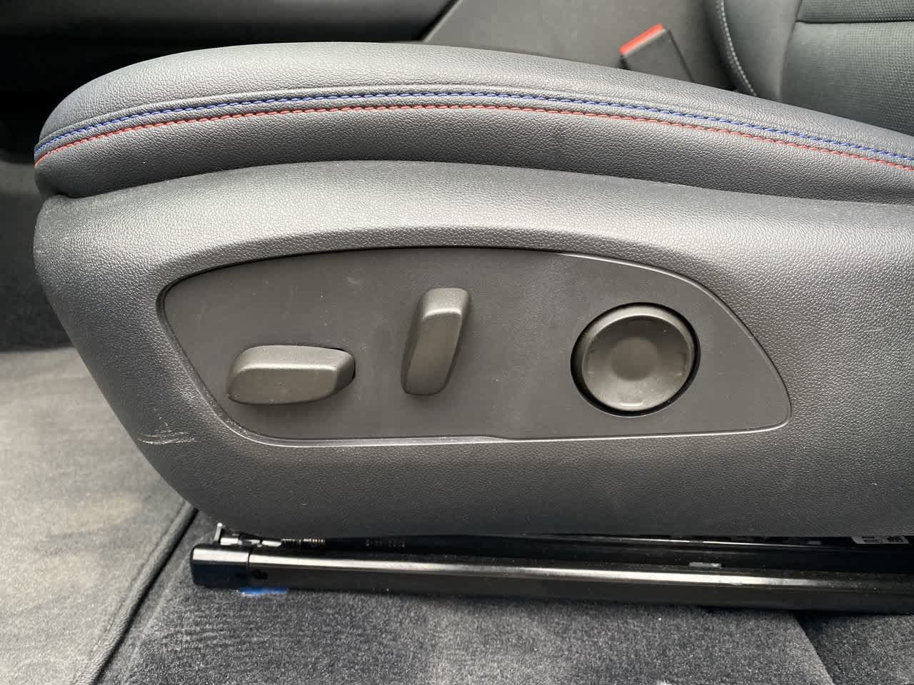 Used 2024 Chevrolet Equinox EV RS AWD/4WD image 14