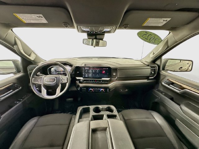 Used 2025 GMC Sierra 1500 Elevation AWD/4WD image 10