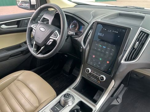 Used 2024 Ford Edge SEL w/ Convenience Package image 32