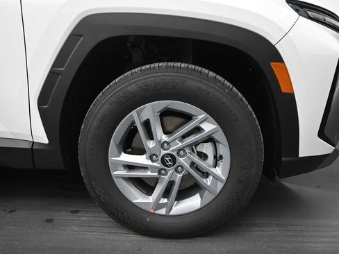 New 2026 Hyundai Tucson SE AWD/4WD image 10