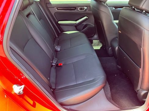 Used 2025 Honda Civic Sport image 14