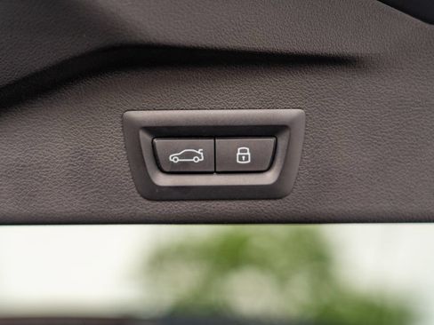 Used 2025 BMW X5 M60i AWD/4WD image 8