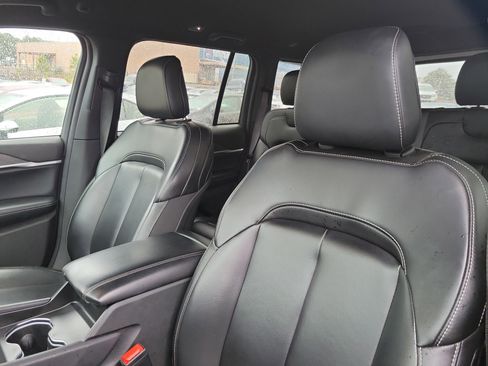 Used 2024 Jeep Grand Cherokee Limited image 43