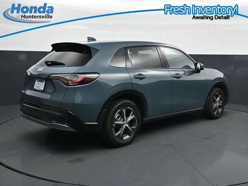 Used 2024 Honda HR-V EX-L image 10
