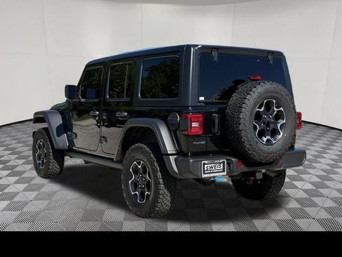 Used 2022 Jeep Wrangler Unlimited Rubicon 4xe w/ Cold Weather Group AWD/4WD image 8