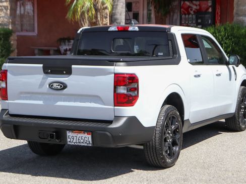 Used 2025 Ford Maverick Lariat w/ Black Appearance Package AWD/4WD image 8