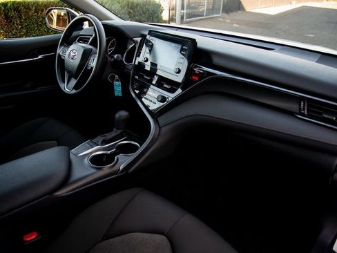 Used 2024 Toyota Camry LE image 17