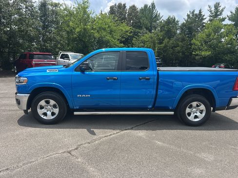 Used 2025 RAM 1500 Big Horn AWD/4WD image 8