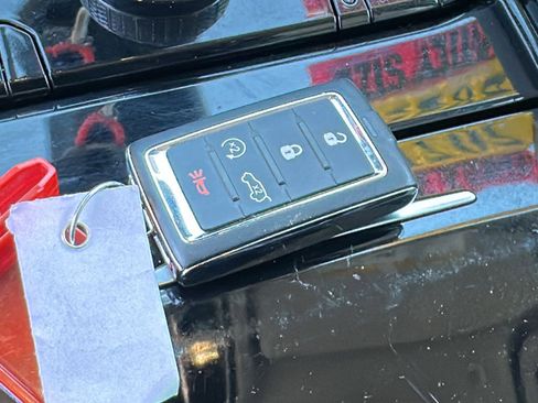 Used 2021 Jeep Grand Cherokee L Summit w/ Advanced Protech Group IV image 29