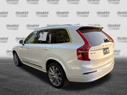 Certified 2023 Volvo XC90 B6 Plus AWD/4WD image 8