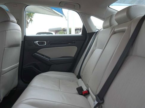 Used 2022 Honda Civic Touring image 14