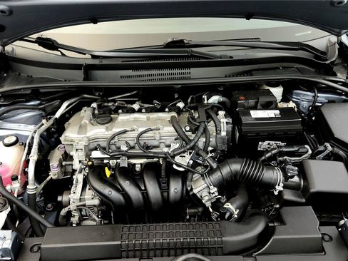 Used 2021 Toyota Corolla LE image 37