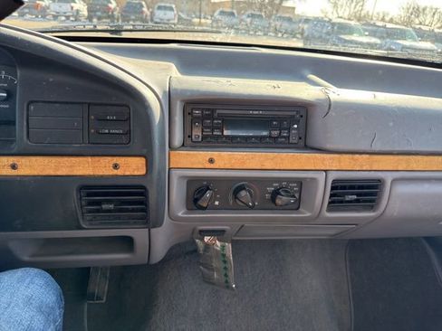 Used 1994 Ford F150 XL image 14