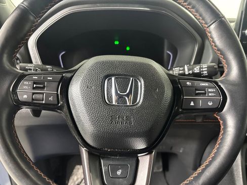 Used 2024 Honda Pilot TrailSport image 12