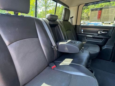 Used 2016 RAM 1500 Laramie w/ Convenience Group AWD/4WD image 26