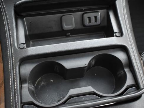 Used 2020 GMC Yukon Denali w/ Denali Ultimate Black Edition image 32