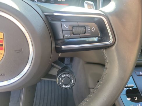 Used 2023 Porsche Macan S AWD/4WD image 29