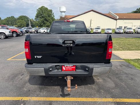 Used 2007 Chevrolet Silverado 1500 W/T RWD image 7