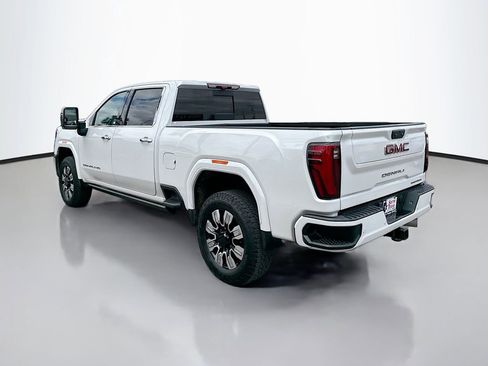 Used 2024 GMC Sierra 2500 Denali w/ Denali Reserve Package AWD/4WD image 5