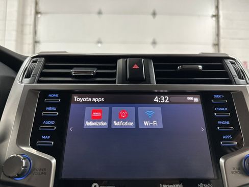 Used 2022 Toyota 4Runner SR5 Premium w/ Moonroof Package image 27