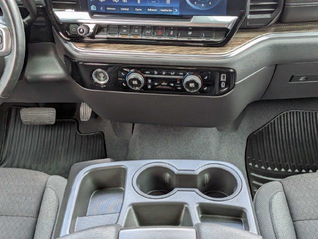 Used 2023 Chevrolet Silverado 1500 LT AWD/4WD image 19