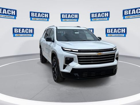Used 2026 Chevrolet Traverse High Country w/ LPO, Floor Liner Package AWD/4WD image 3
