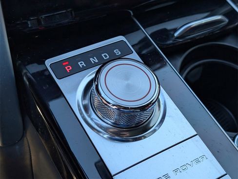 Used 2017 Land Rover Range Rover SV Autobiography Dynamic image 31