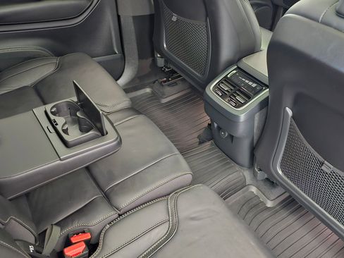 Certified 2022 Volvo XC90 T6 Inscription w/ Climate Package image 15