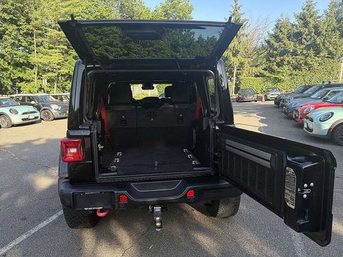 Used 2020 Jeep Wrangler Unlimited Rubicon w/ Quick Order Package 28Y Recon AWD/4WD image 27