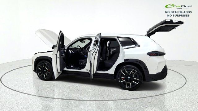 Used 2023 BMW XM AWD/4WD image 15