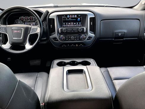 Used 2018 GMC Sierra 1500 SLT w/ SLT Premium Package AWD/4WD image 17