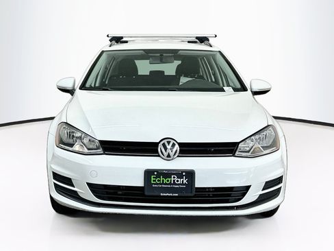 Used 2016 Volkswagen Golf S FWD image 2