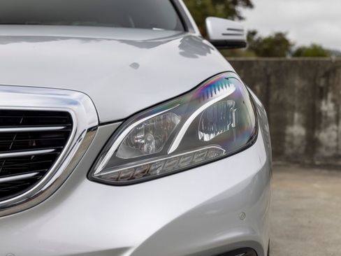 Used 2016 Mercedes-Benz E 350 4MATIC Wagon image 19